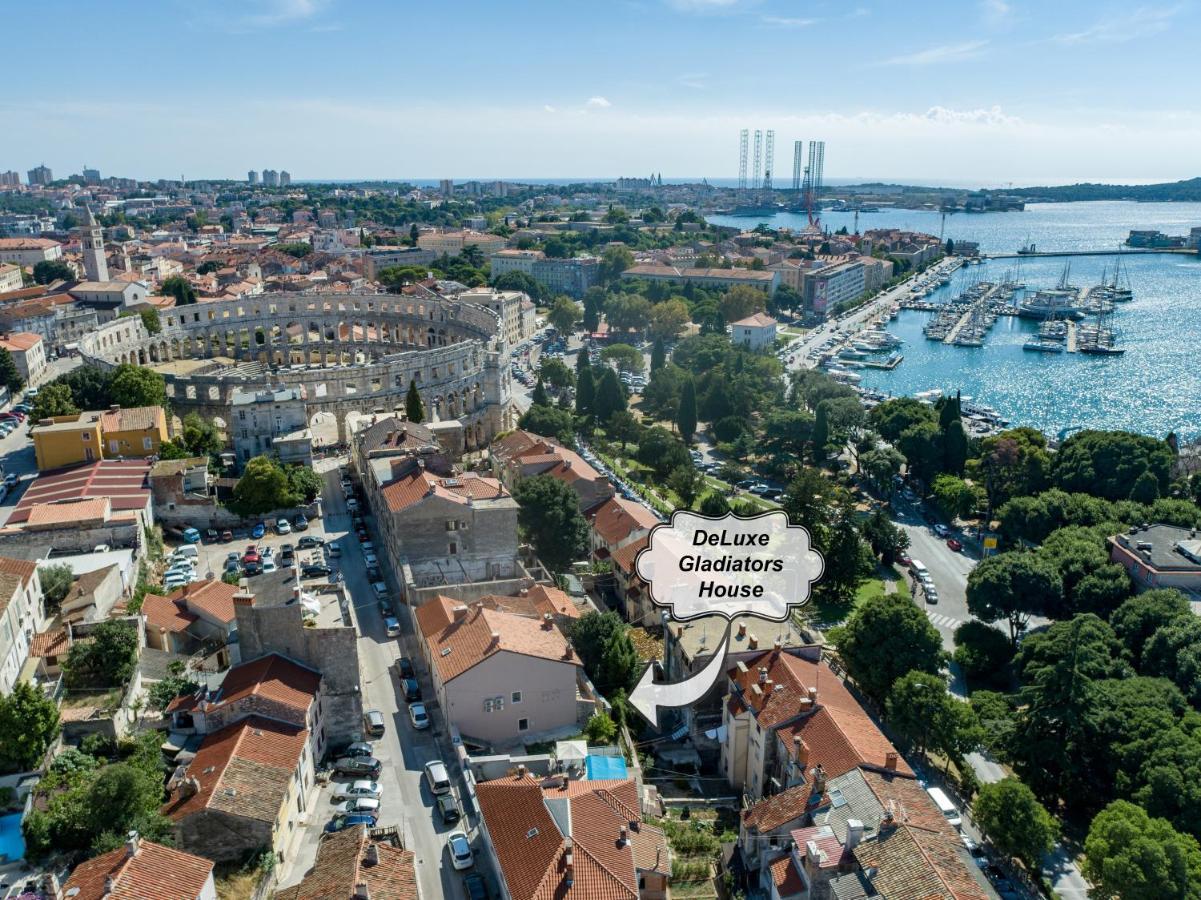 DeLuxe Gladiators House Appartement Pula Buitenkant foto